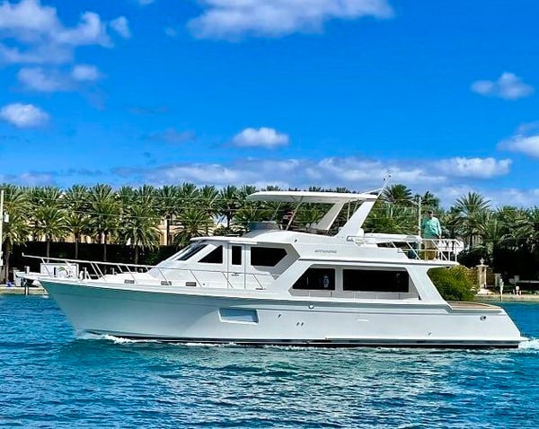 Offshore 54 Pilothouse